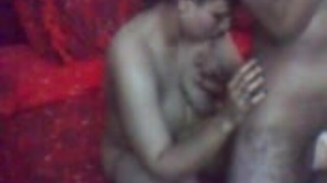 गुणवत्ता सिनेमा :  ट्याटू गोरासँग अचम्मको डिक लिने क्षमता छ र तिनीहरूलाई देखाउन शर्मिला छैन मुखमैथुन वीडियो 