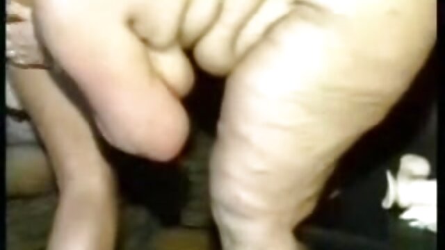 गुणवत्ता सिनेमा :  ब्याङ्ग र राम्रो स्तन संग जापानी केटी को थ्रीसम अश्लील भिडियो मुखमैथुन वीडियो 