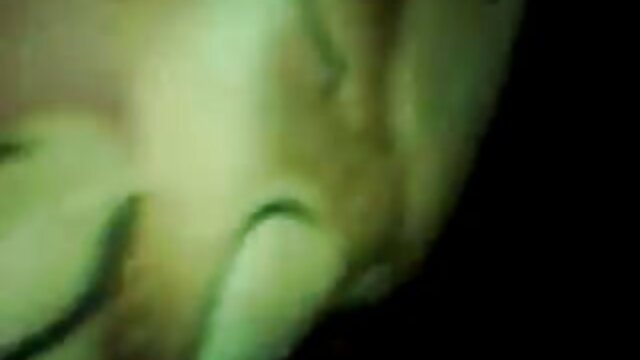 गुणवत्ता सिनेमा :  इन्क गरिएको निर्देशकले विनम्र गोरा सेक्सपोटलाई क्रूरतापूर्वक बजाउँछन् मुखमैथुन वीडियो 